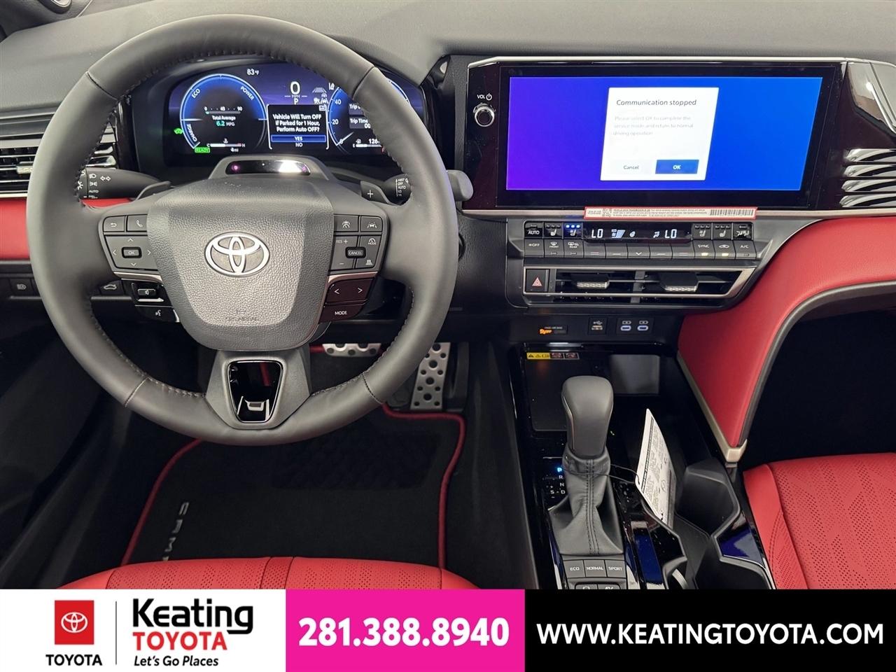 Toyota Camry Hybrid XLE 2026