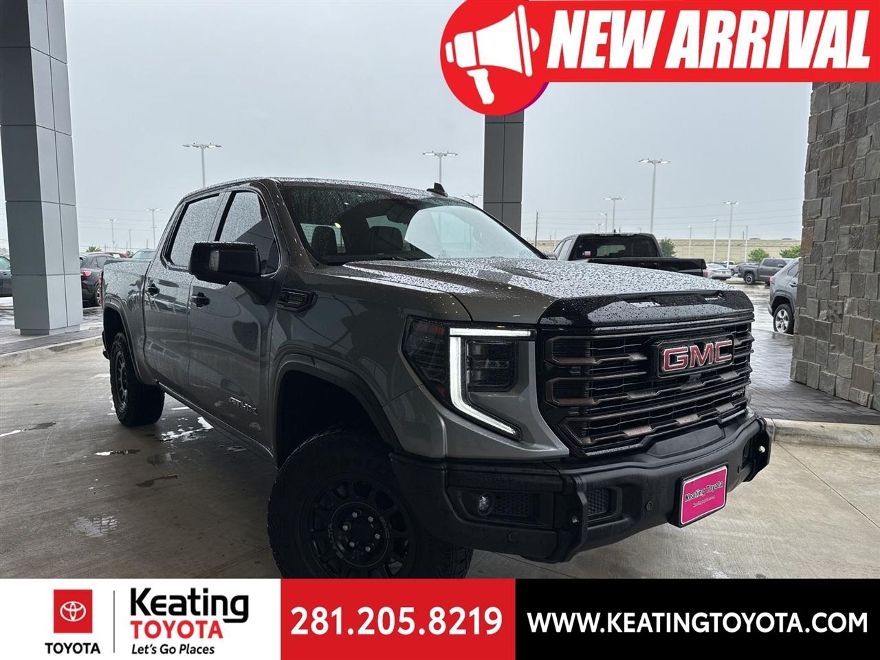 GMC Sierra 1500 AT4X Crew Cab 4WD 2024