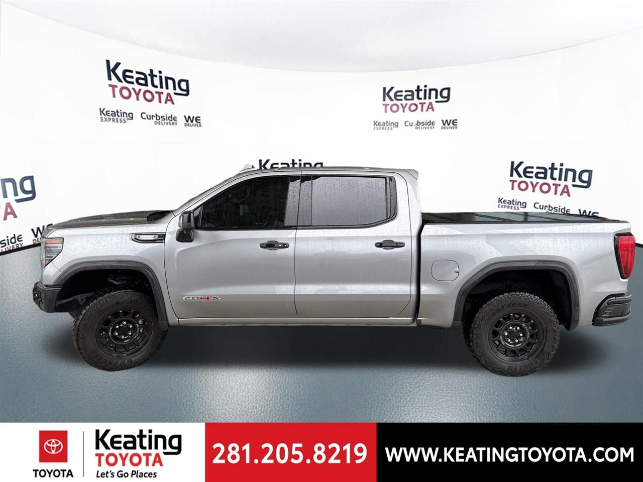 GMC Sierra 1500 AT4X Crew Cab 4WD 2024