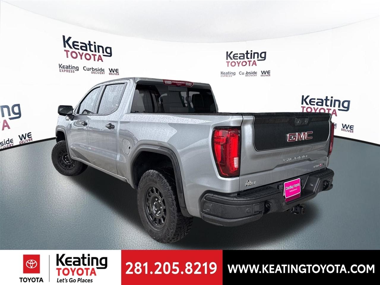 GMC Sierra 1500 AT4X Crew Cab 4WD 2024