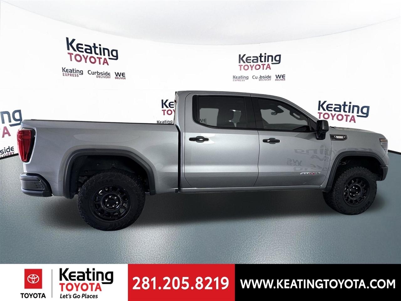 GMC Sierra 1500 AT4X Crew Cab 4WD 2024