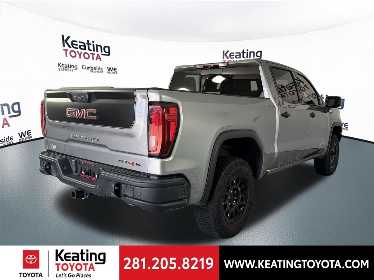 GMC Sierra 1500 AT4X Crew Cab 4WD 2024