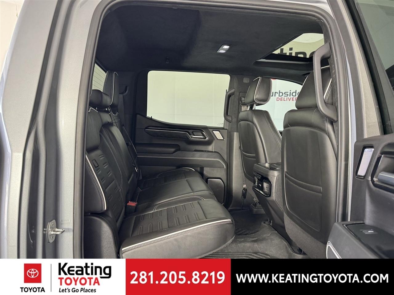 GMC Sierra 1500 AT4X Crew Cab 4WD 2024