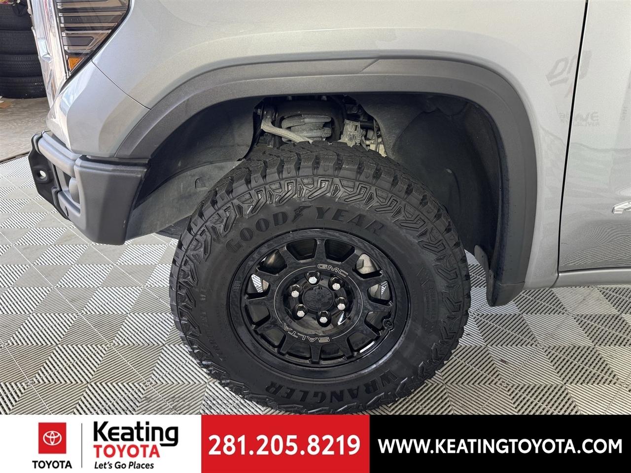 GMC Sierra 1500 AT4X Crew Cab 4WD 2024