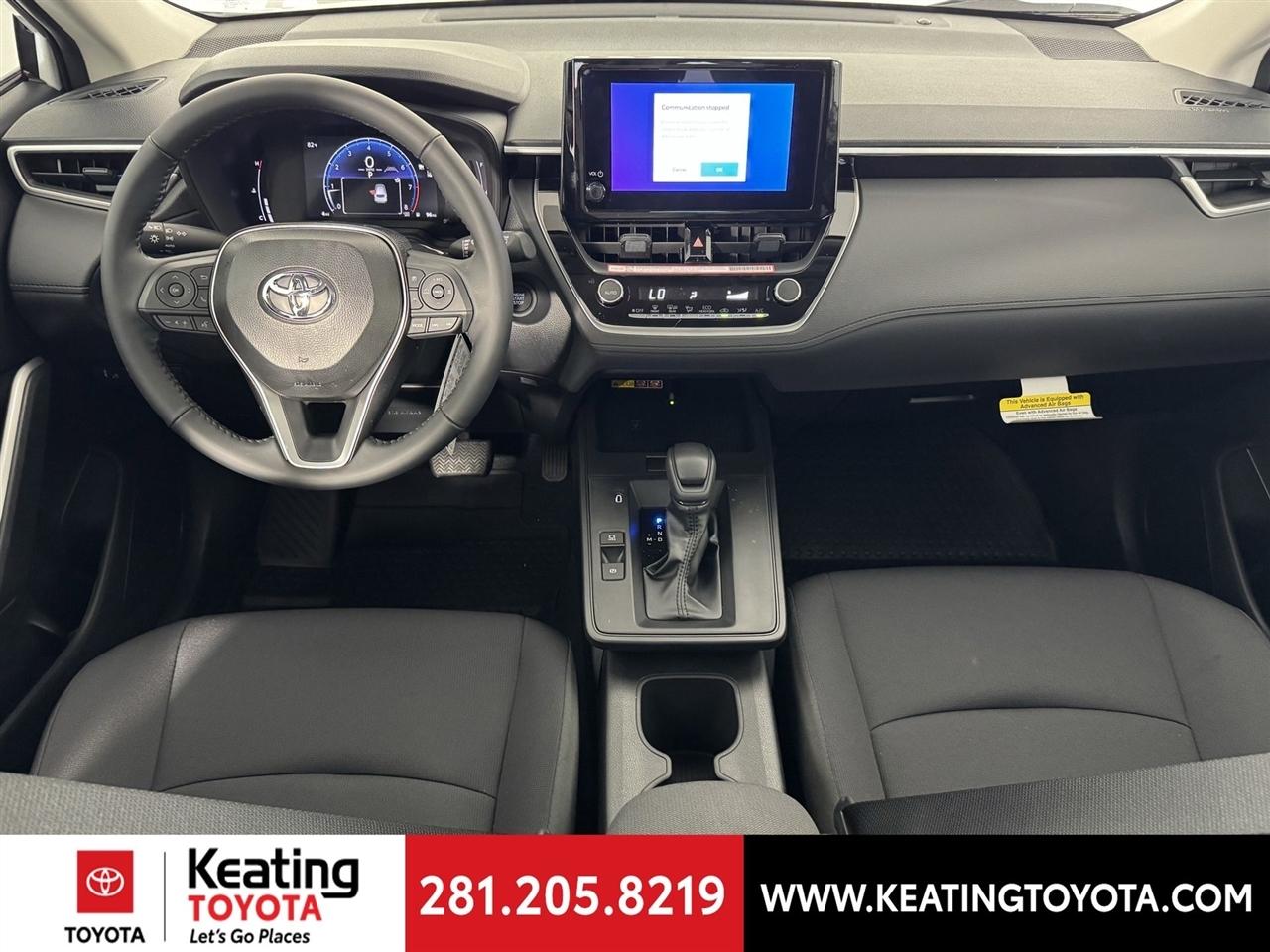 Toyota Corolla Cross LE 2026