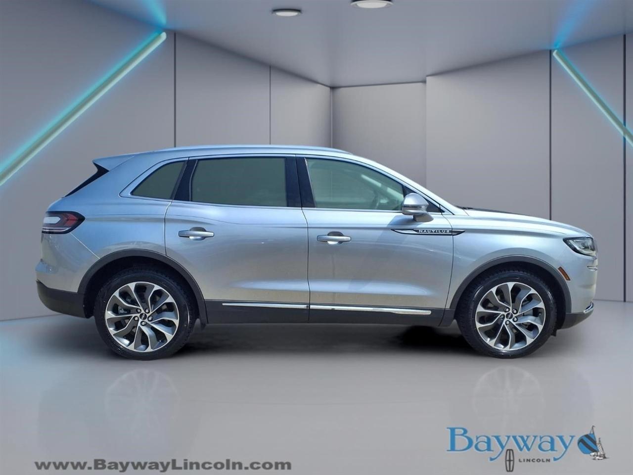 Lincoln Nautilus Reserve AWD 2023