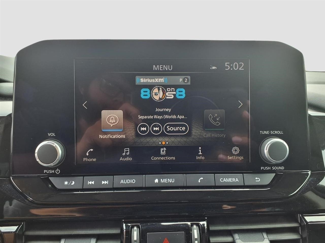 Nissan Pathfinder SV 2025