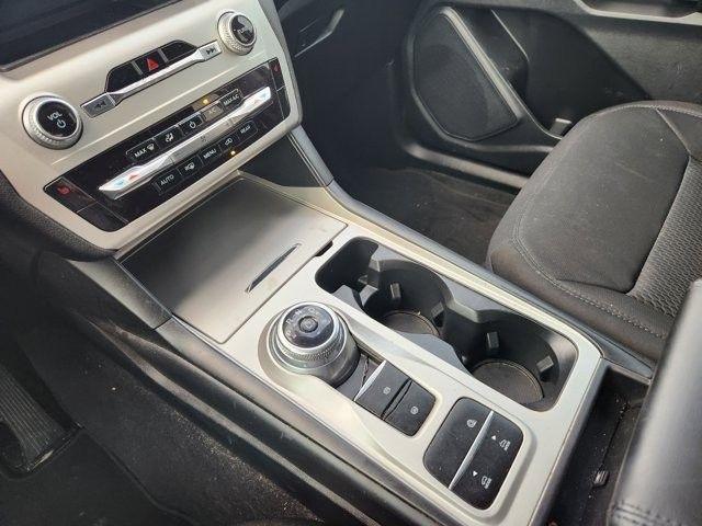 Ford Explorer XLT 2022