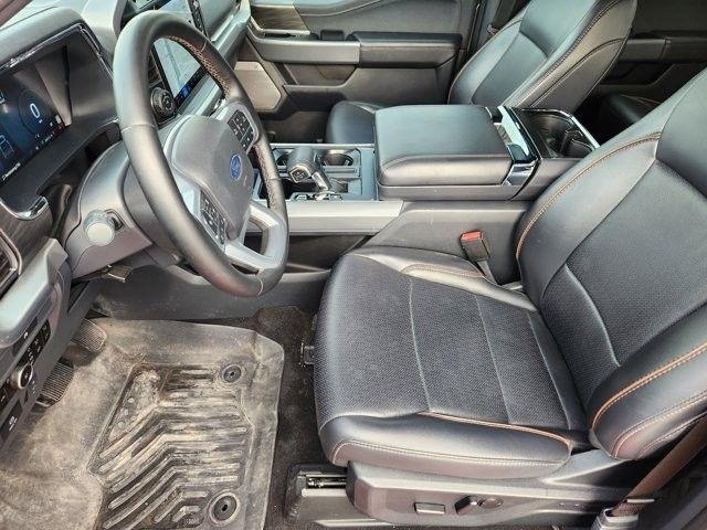 Ford F-150 Lariat SuperCrew 4WD 2025