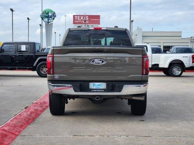 Ford F-150 Lariat SuperCrew 4WD 2025