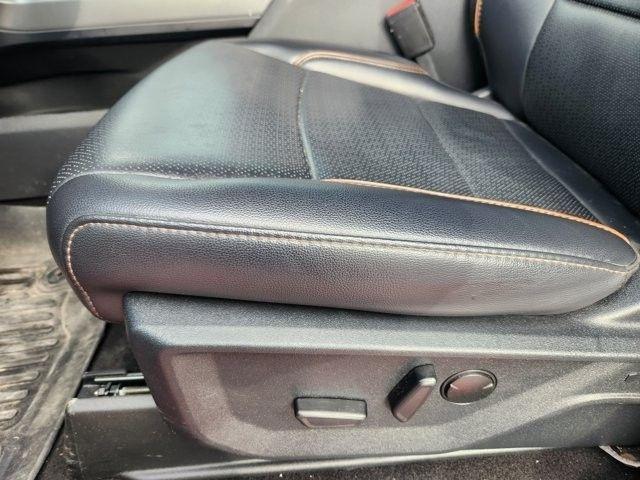 Ford F-150 Lariat SuperCrew 4WD 2025