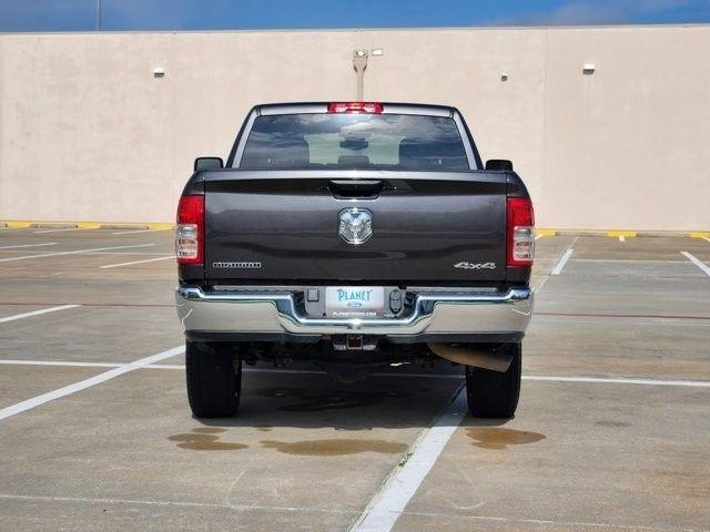 RAM 2500 Tradesman Crew Cab SWB 4WD 2024