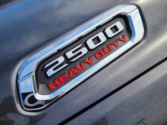 RAM 2500 Tradesman Crew Cab SWB 4WD 2024