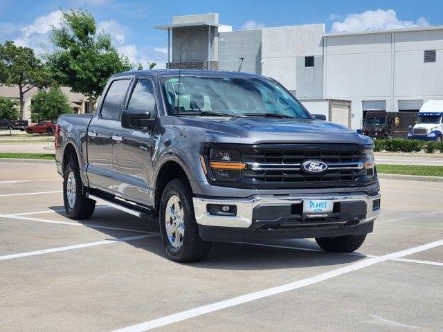 Ford F-150 XLT SuperCrew 4WD 2025