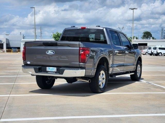 Ford F-150 XLT SuperCrew 4WD 2025