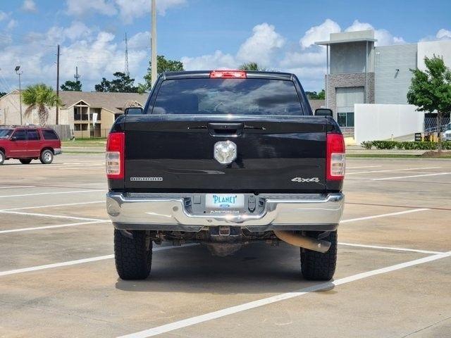RAM 2500 Tradesman Crew Cab SWB 4WD 2024