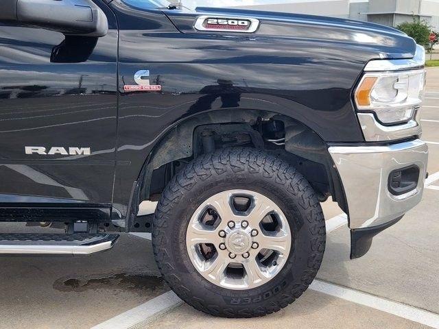 RAM 2500 Tradesman Crew Cab SWB 4WD 2024