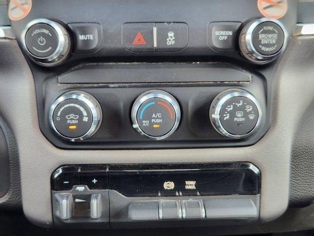 RAM 2500 Tradesman Crew Cab SWB 4WD 2024