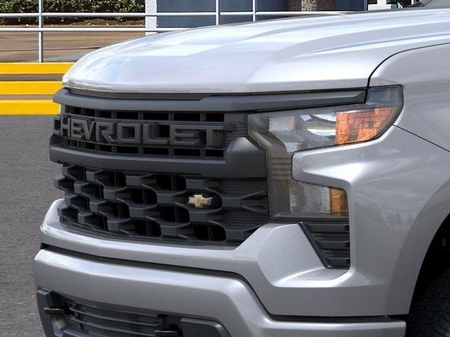 Chevrolet Silverado 1500 Custom Crew Cab 2WD 2026