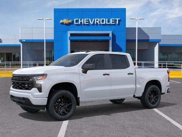Chevrolet Silverado 1500 Custom Crew Cab 2WD 2026