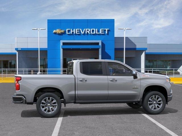 Chevrolet Silverado 1500 LT Crew Cab 4WD 2026
