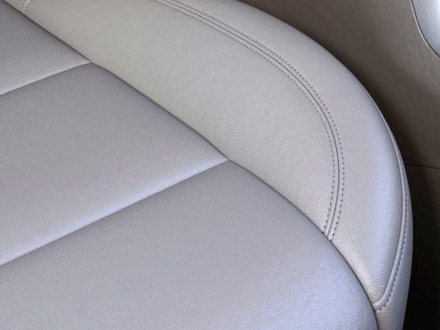 Chevrolet Silverado 1500 LT Crew Cab 4WD 2026