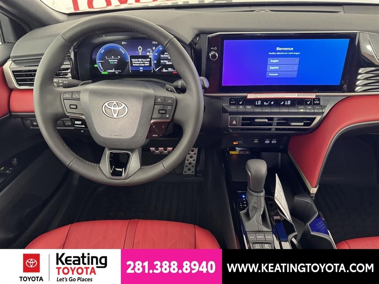 Toyota Camry Hybrid XLE 2026