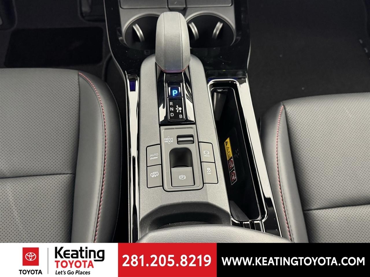 Toyota Prius Plug-In Hybrid XSE Premium 2026