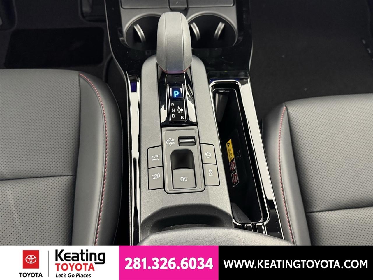 Toyota Prius Plug-In Hybrid XSE Premium 2026