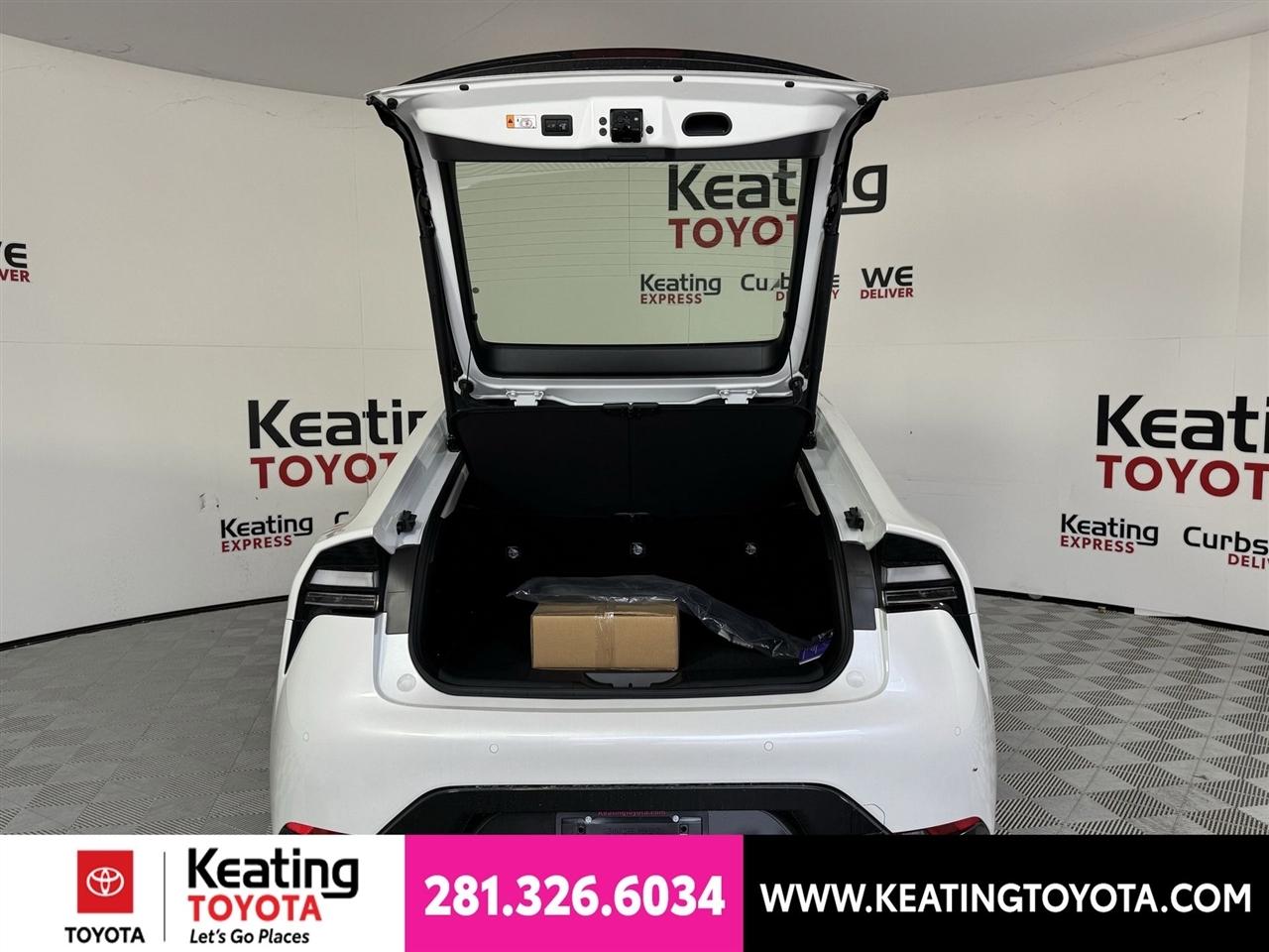 Toyota Prius Plug-In Hybrid XSE Premium 2026