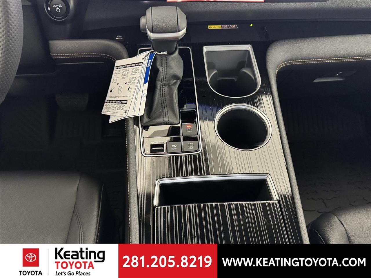 Toyota Sienna XLE AWD 2026