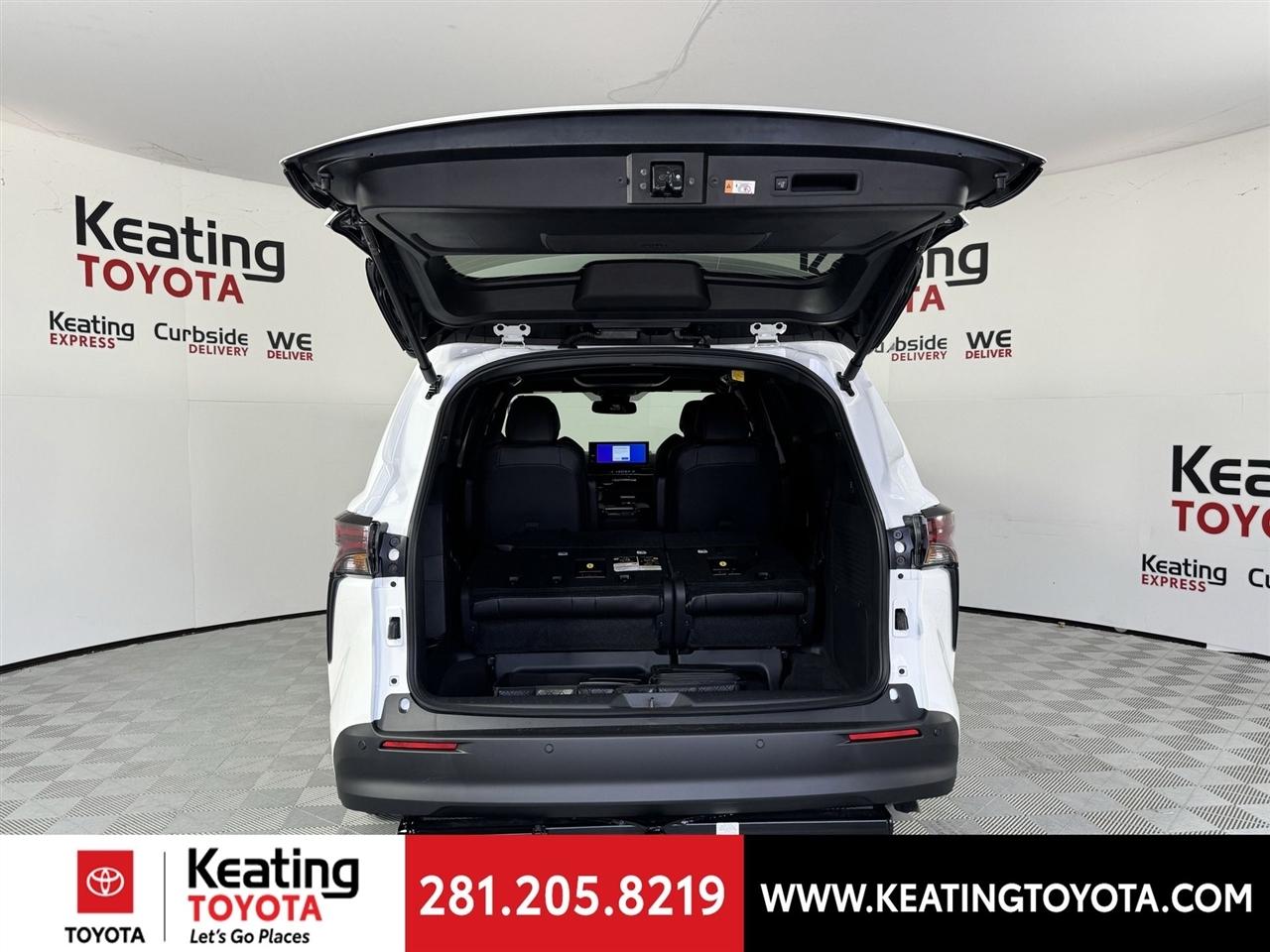 Toyota Sienna XLE AWD 2026