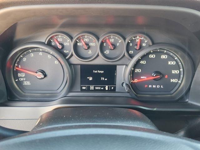 Chevrolet Silverado 1500 Custom Crew Cab 4WD 2025