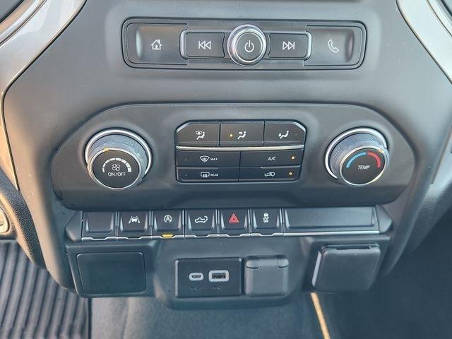 Chevrolet Silverado 1500 Custom Crew Cab 4WD 2025