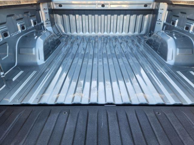 Chevrolet Silverado 1500 Custom Crew Cab 4WD 2025