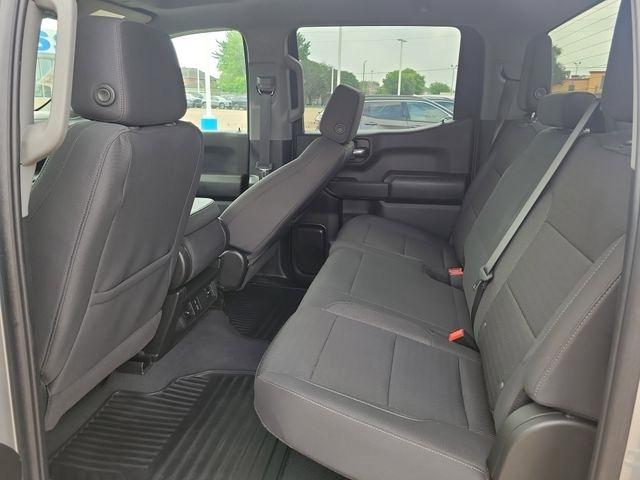 Chevrolet Silverado 1500 Custom Crew Cab 4WD 2025