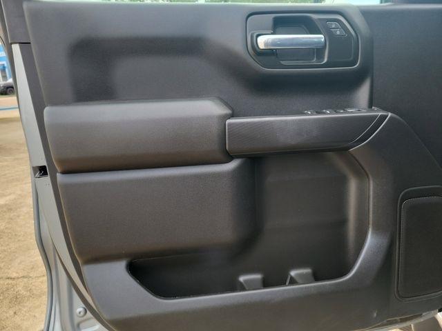 Chevrolet Silverado 1500 Custom Crew Cab 4WD 2025