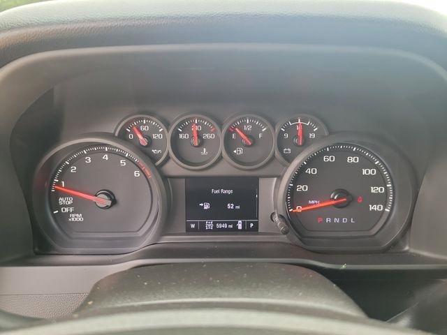 Chevrolet Silverado 1500 Custom Crew Cab 4WD 2025