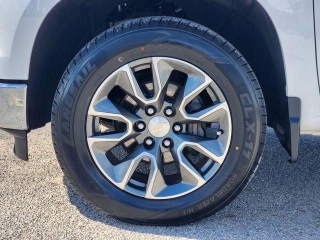 Chevrolet Silverado 1500 LT-L Crew Cab 4WD 2023