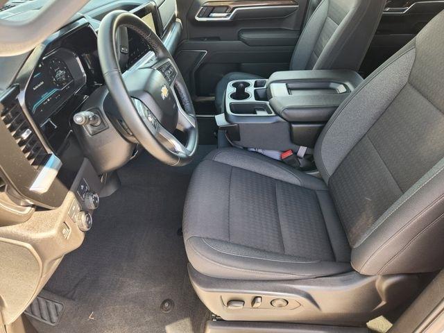 Chevrolet Silverado 1500 LT-L Crew Cab 4WD 2023