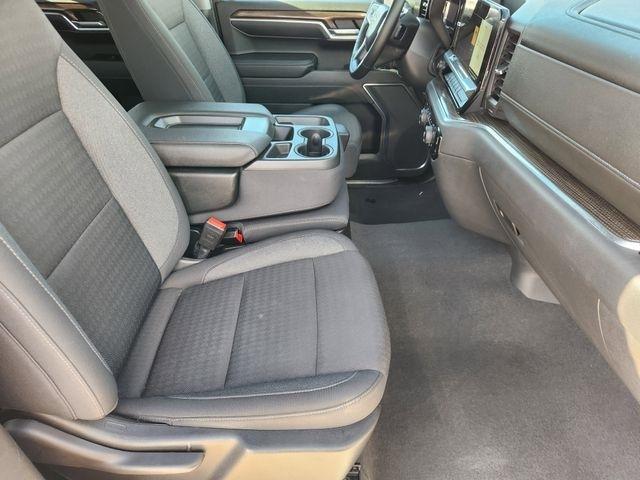 Chevrolet Silverado 1500 LT-L Crew Cab 4WD 2023