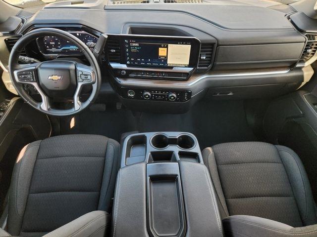 Chevrolet Silverado 1500 LT-L Crew Cab 4WD 2023