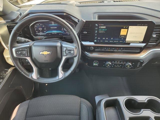Chevrolet Silverado 1500 LT-L Crew Cab 4WD 2023