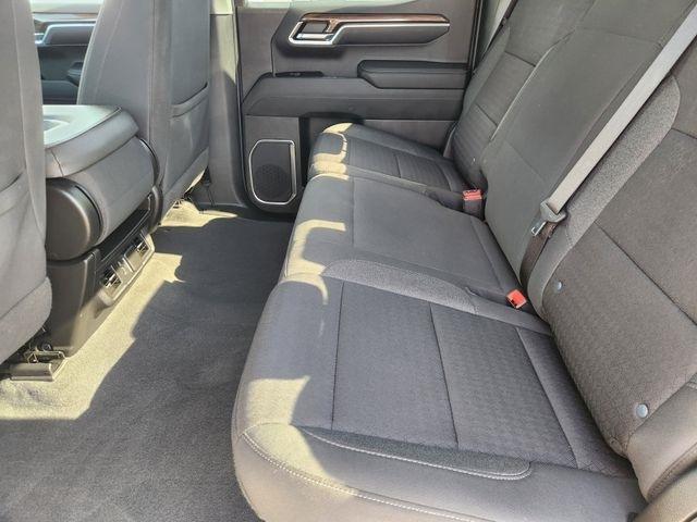 Chevrolet Silverado 1500 LT-L Crew Cab 4WD 2023