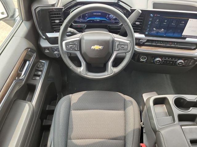 Chevrolet Silverado 1500 LT-L Crew Cab 4WD 2023