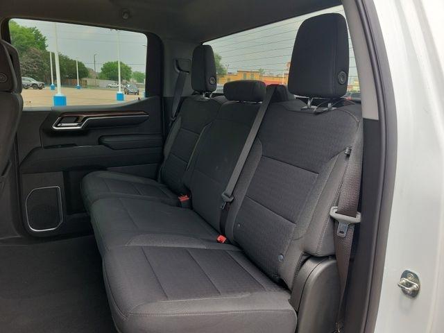 Chevrolet Silverado 1500 LT-L Crew Cab 4WD 2023