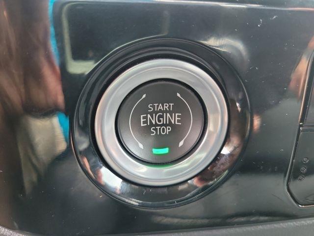 Chevrolet Silverado 1500 LT-L Crew Cab 4WD 2023