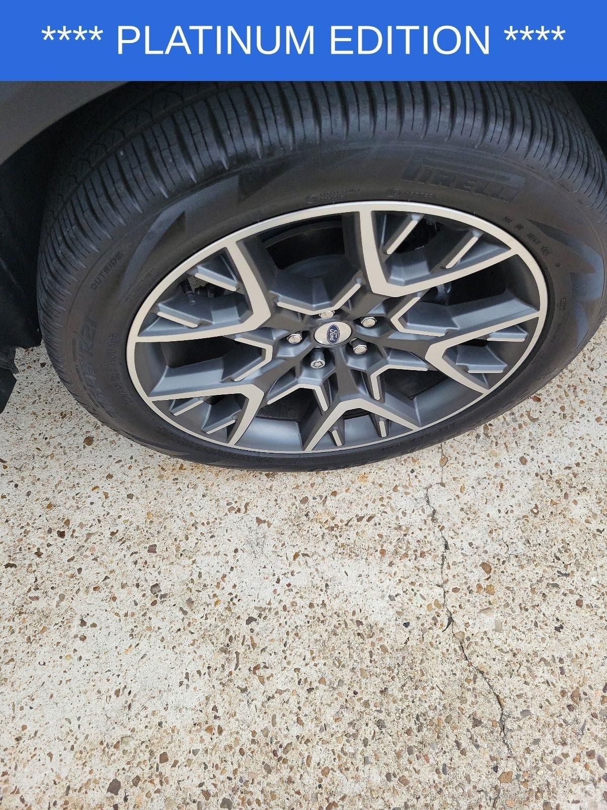 Ford Explorer Platinum 2025