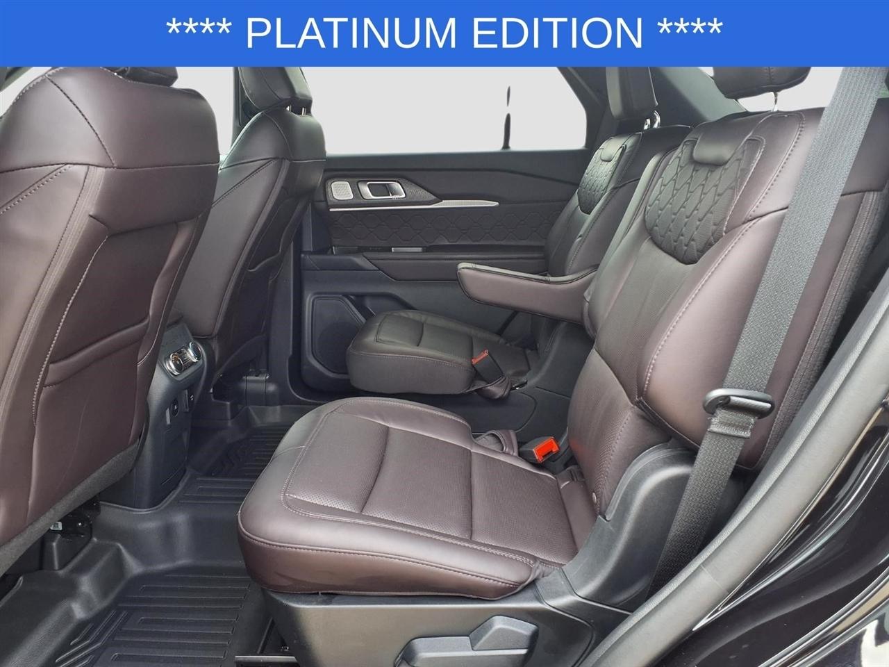 Ford Explorer Platinum 2025