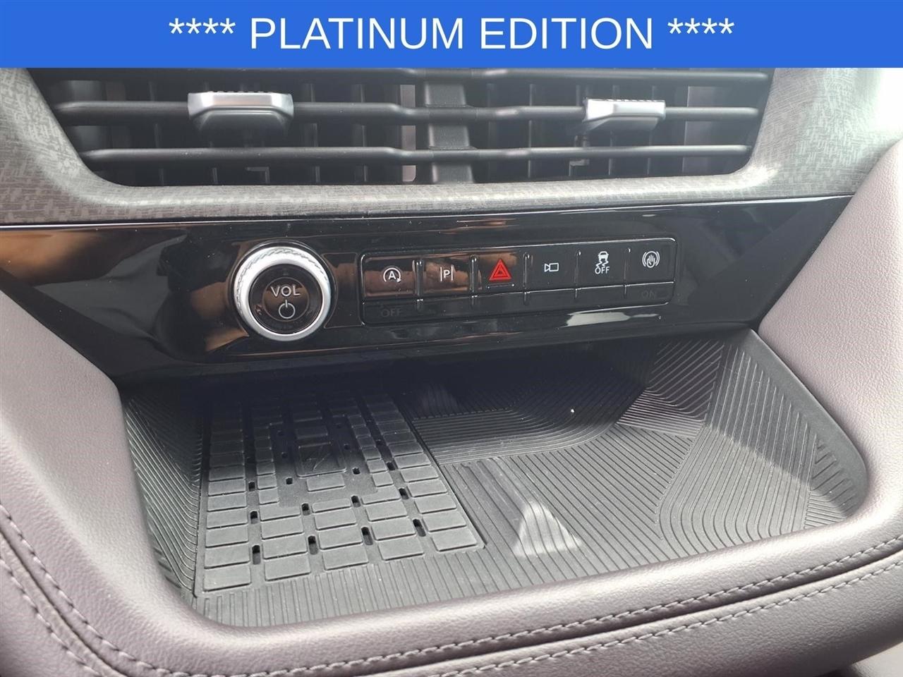 Ford Explorer Platinum 2025